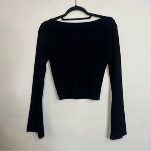 Wide wrist Black Long Sleeve Top
